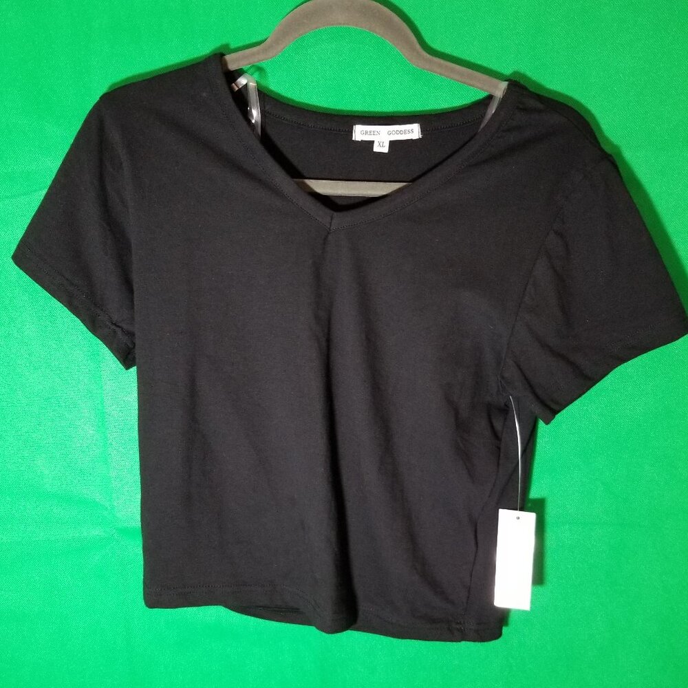 Green Goddess Black V Neck T-Shirt Size XL Cropped Casual Cotton Blend NWT